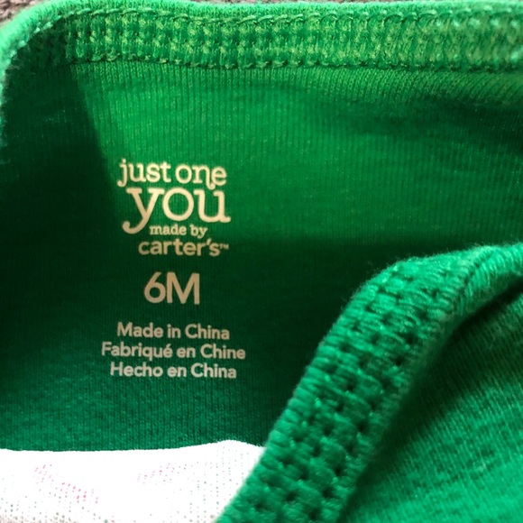 ‼️SOLD‼️ Carter’s • “Gift to the ladies”| Santa Matching Set (6M) - Picture 3 of 7